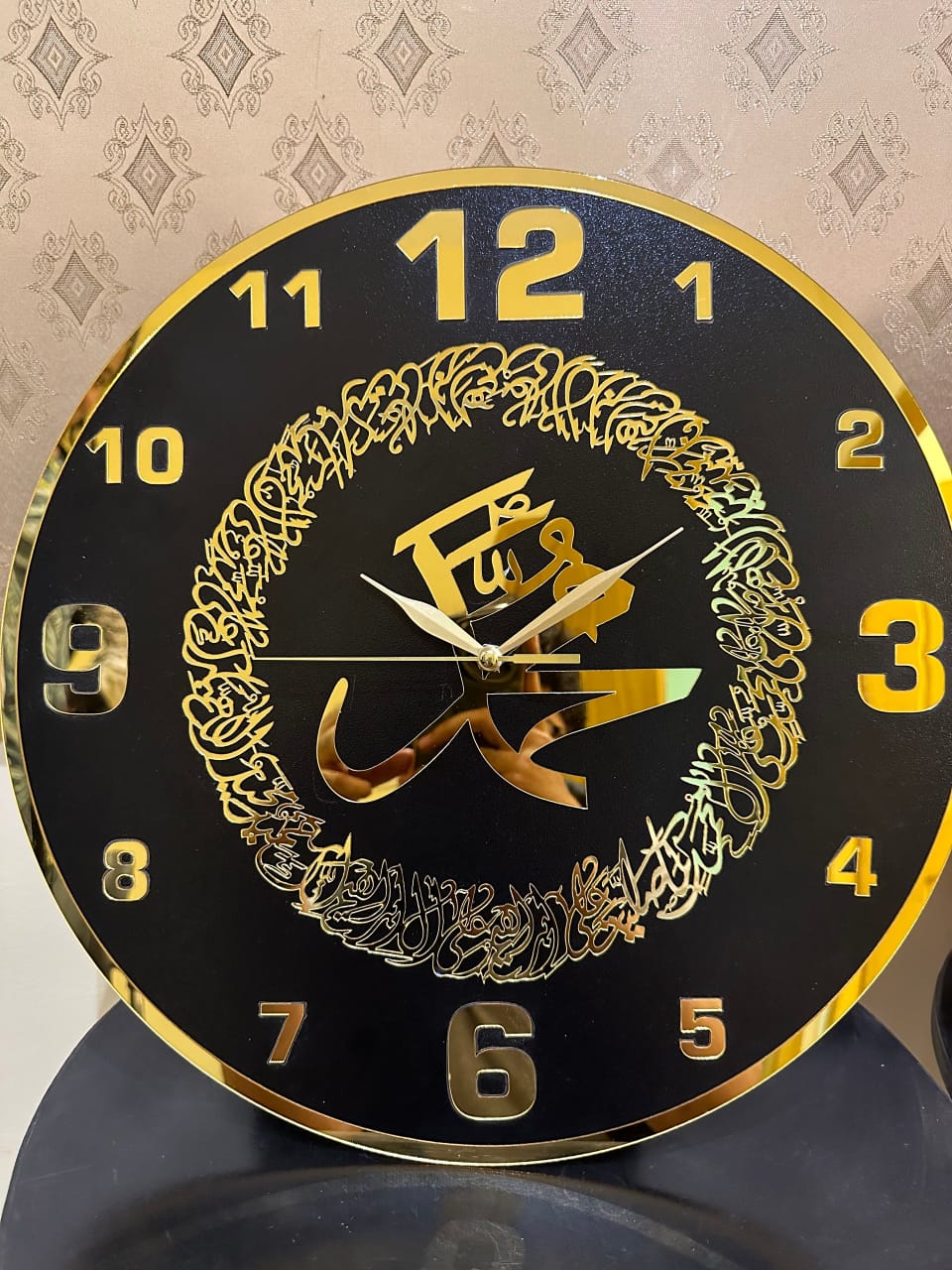 Black & Gold Arabic Calligraphy Wall Clock – Elegant Home & Office Decor